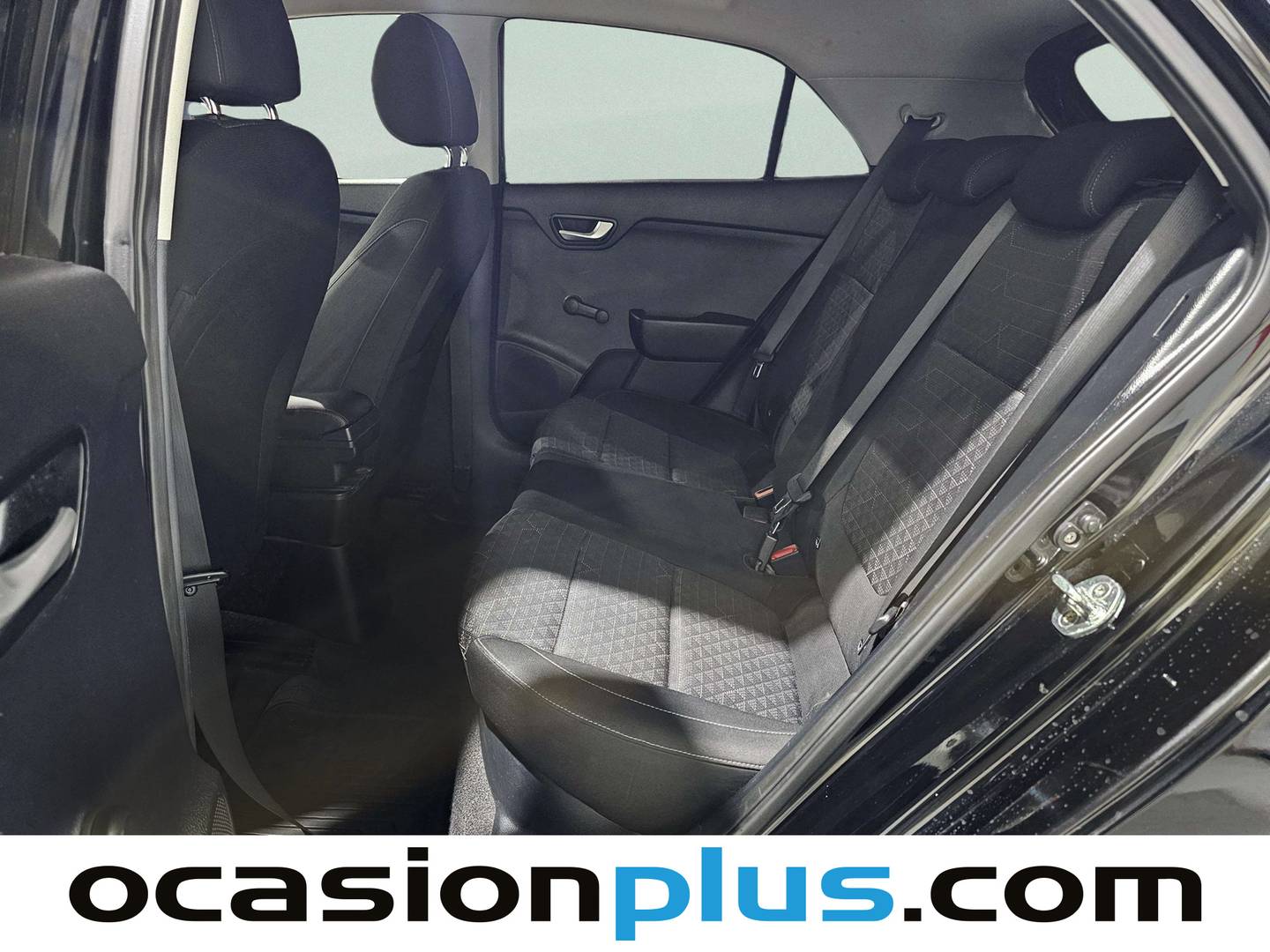 Foto asientos traseros KIA Rio KIA Rio 1.2 CVVT Concept  (84 CV)