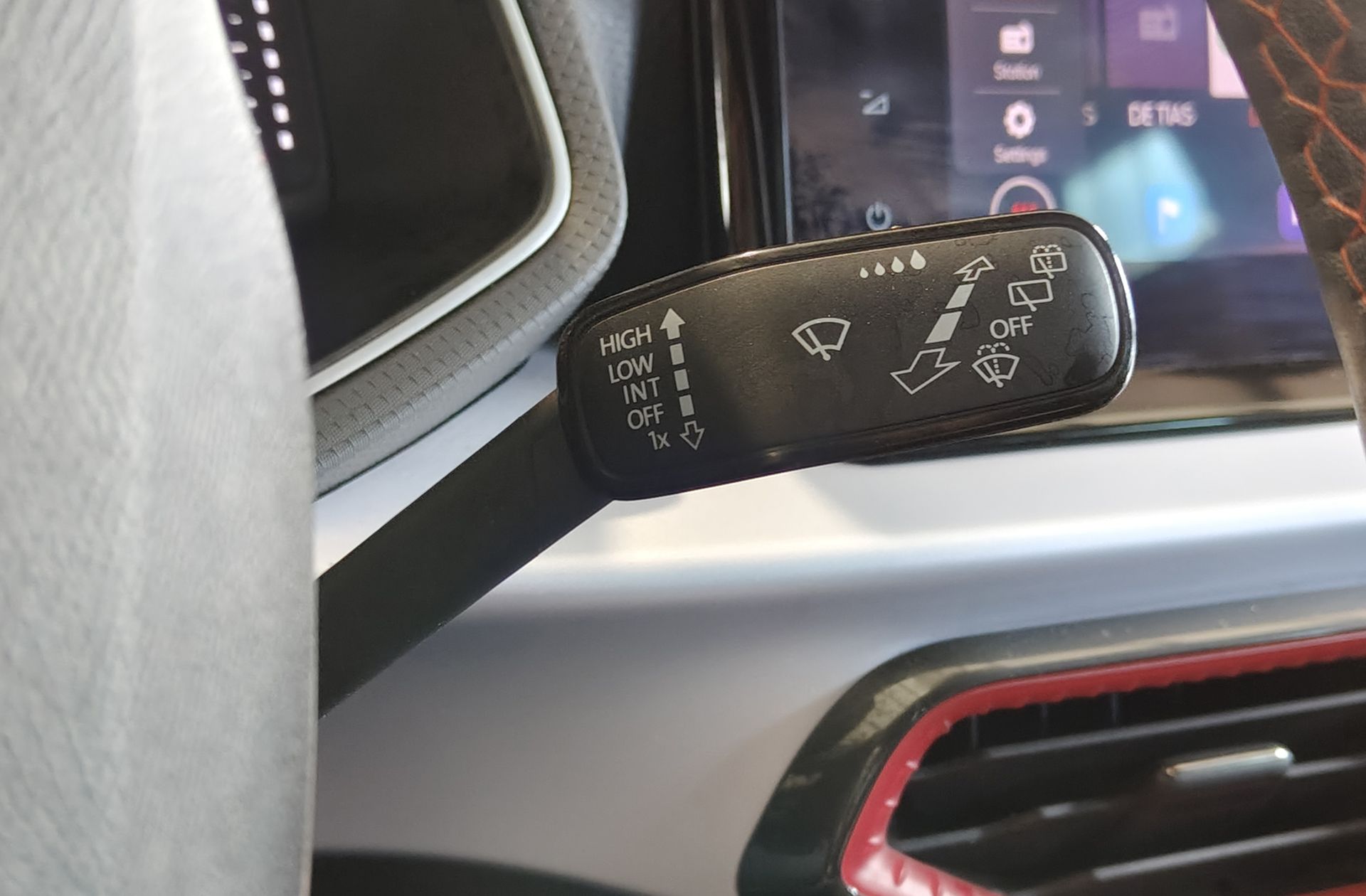 SEAT Arona 1.5 TSI FR XL DSG - foto 32