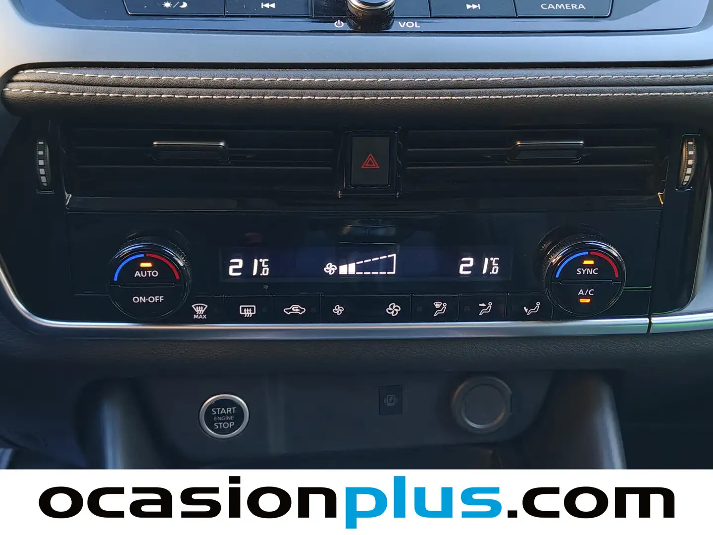 Foto Nissan QASHQAI Nissan Qashqai DIG-T 140 N-Connecta (140 CV)