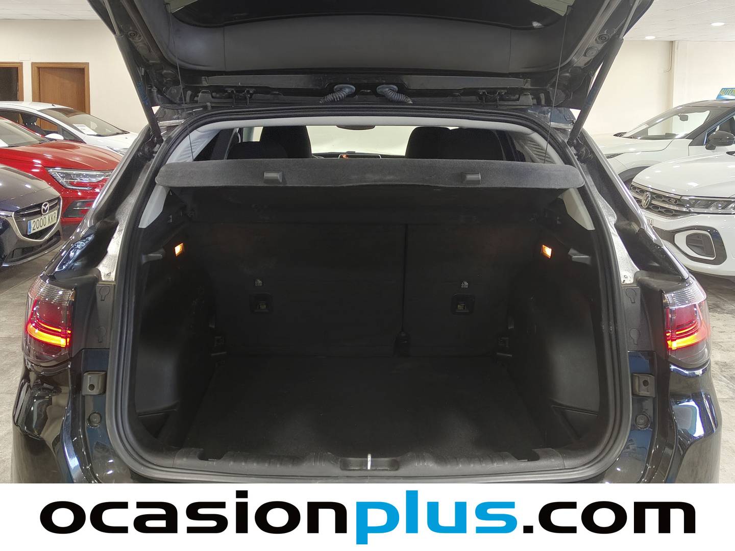 Fotos maletero Jeep Compass Jeep Compass eHybrid 1.5 MHEV Longitude DCT (130 CV)