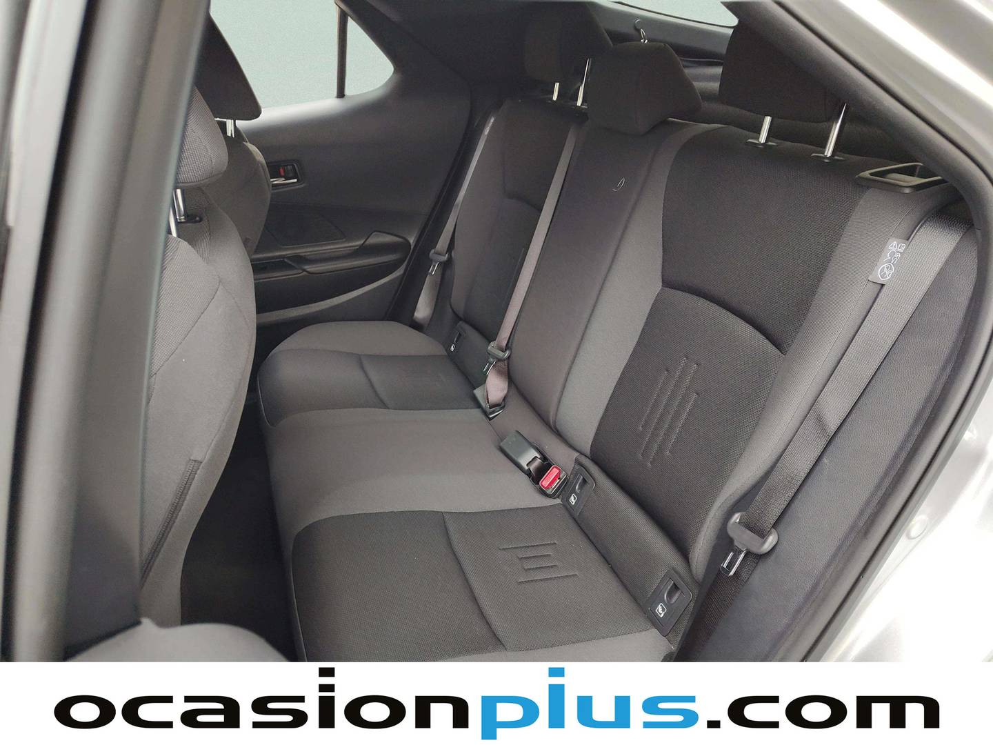 Foto asientos traseros Toyota C-HR Toyota C-HR 140H Advance (140 CV)