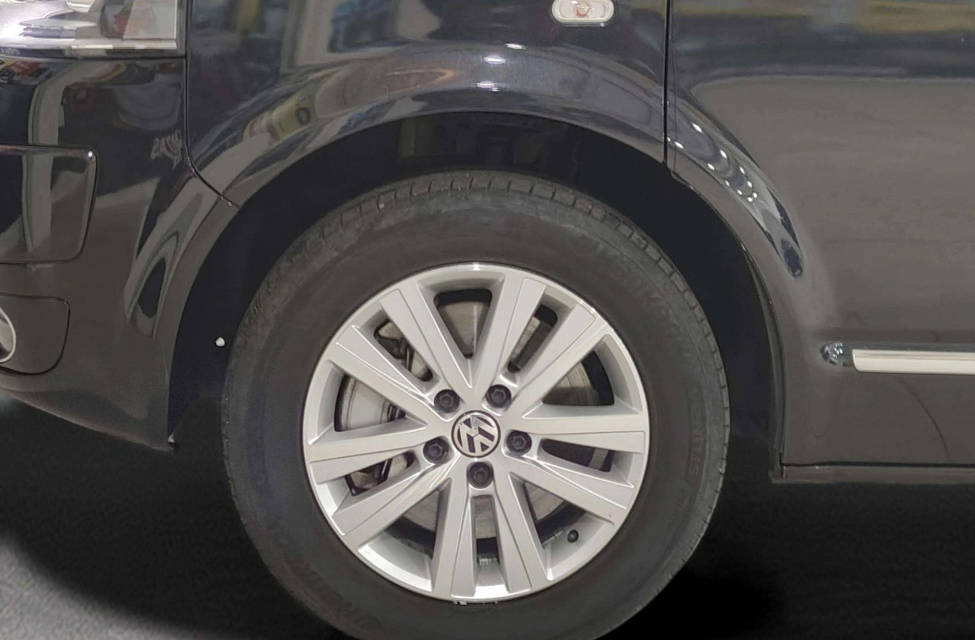 Volkswagen Multivan Comfortline Edition 2.0 BiTDI DSG - foto 31