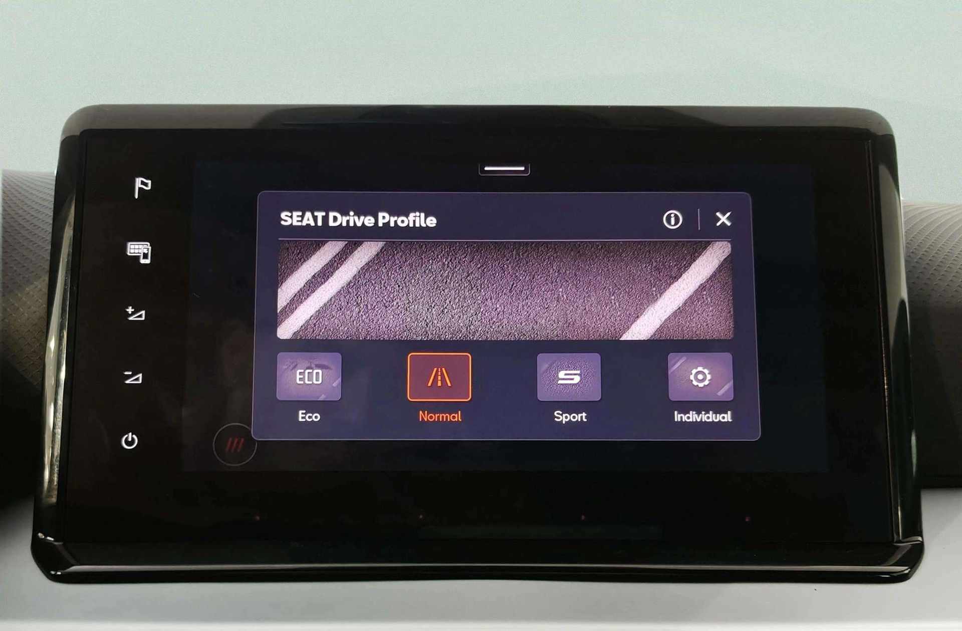 SEAT Arona 1.5 TSI FR XL DSG - foto 12