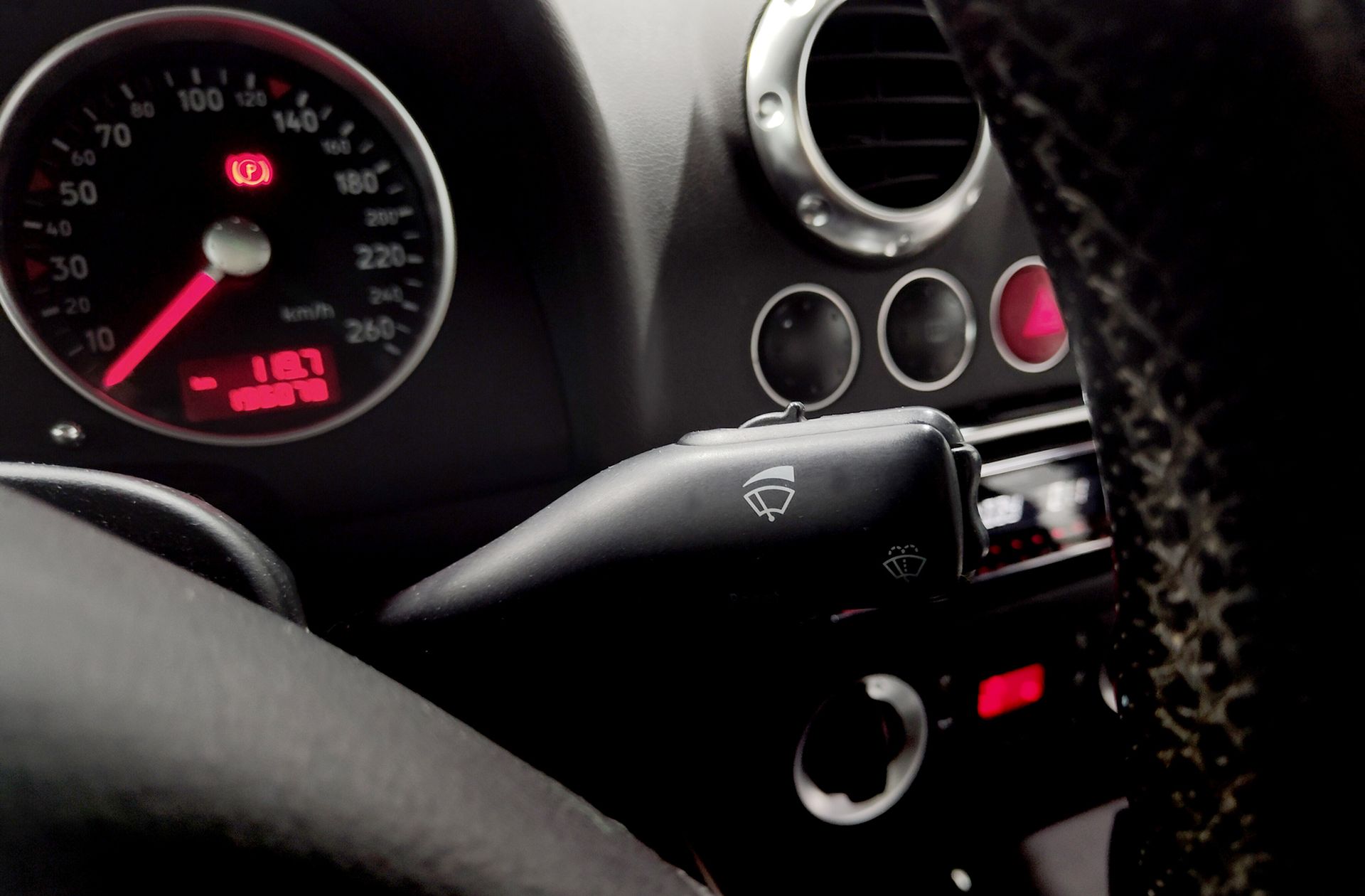 Audi TT Coupe 1.8 T - foto 22