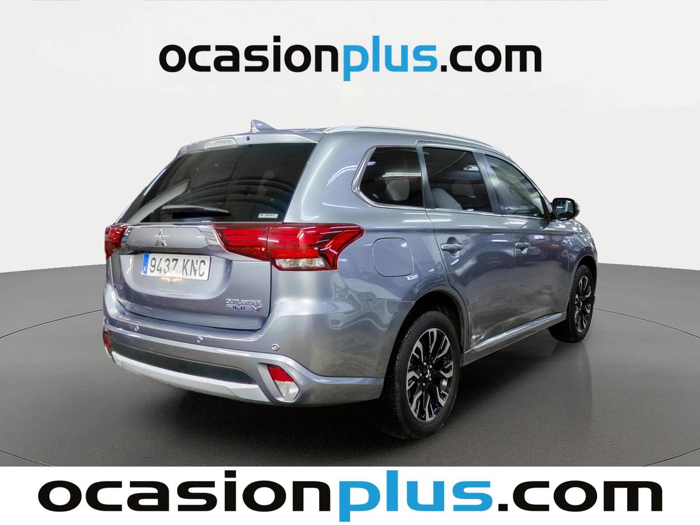 Foto trasera Mitsubishi Outlander Mitsubishi Outlander 2.0 PHEV Kaiteki 4WD Auto (203 CV) derecha