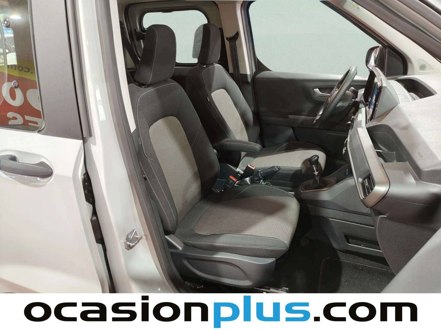 Foto Ford Tourneo Courier Ford Tourneo Courier 1.0 Ecoboost Trend (125 CV)