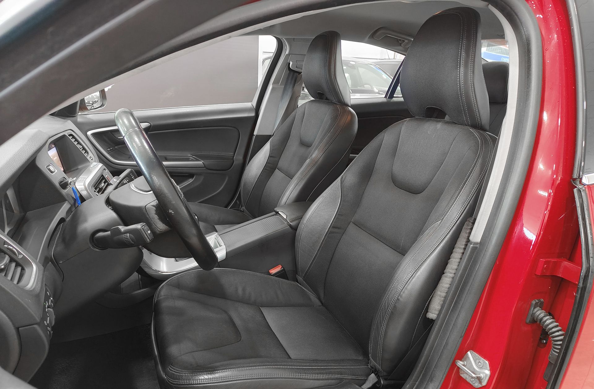 Volvo S60 D2 Momentum - foto 11