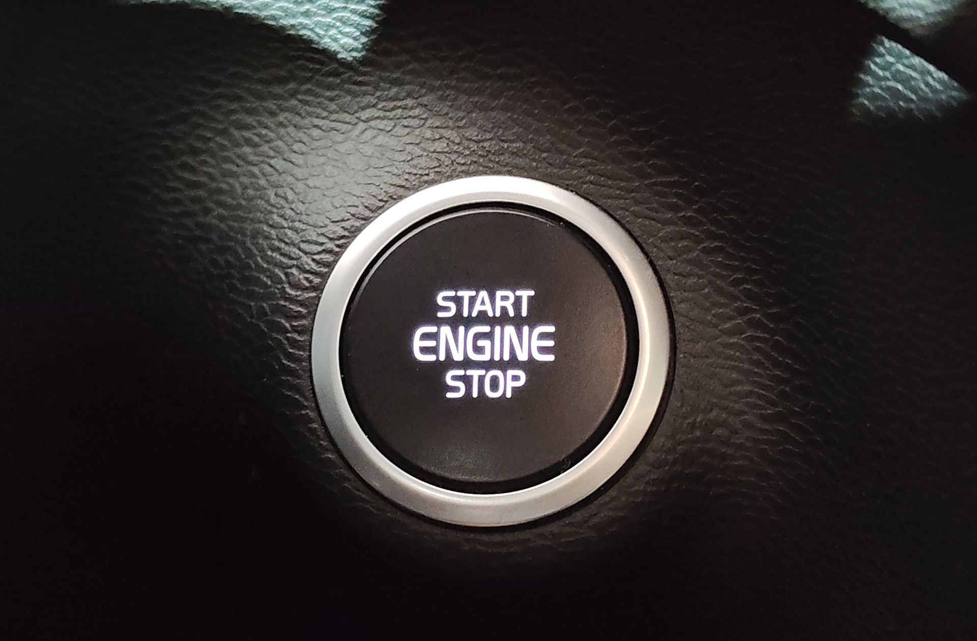 Volvo XC40 T2 Momentum Pro - foto 31