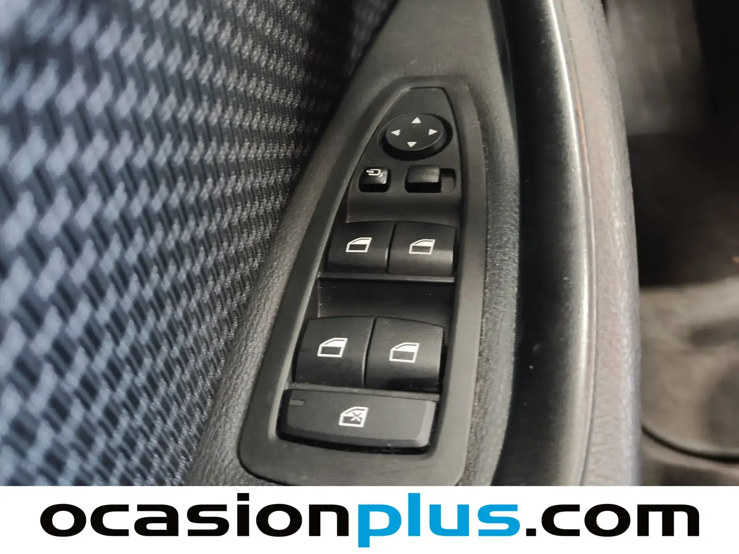 Foto BMW X1 BMW X1 sDrive18i (140 CV)