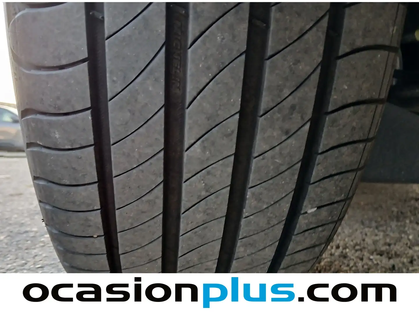 Foto Peugeot 308 Peugeot 308 Allure Hybrid eDCS6 (145 CV)