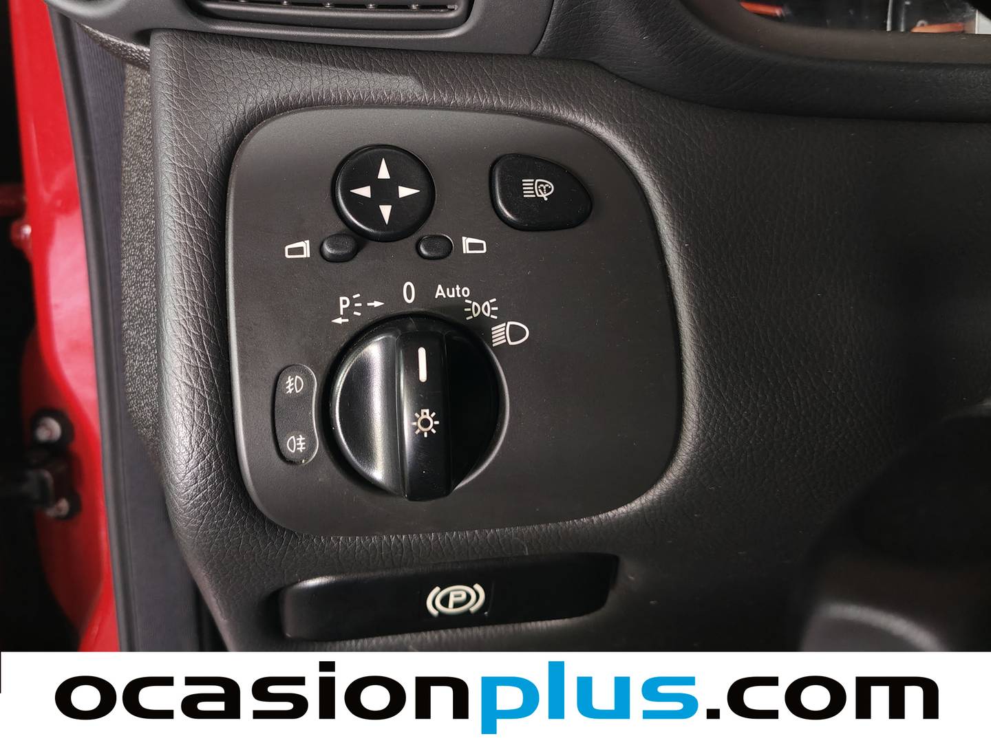 Equipamiento del Mercedes Clase C Mercedes Clase C C Sportcoupe 180 K Indianapolis (143 CV)