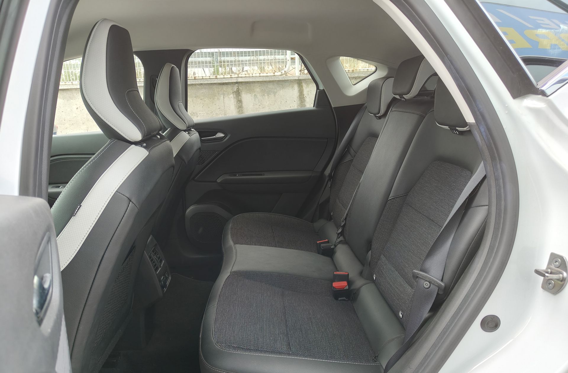 Mitsubishi ASX 160 PHEV Kaiteki - foto 14
