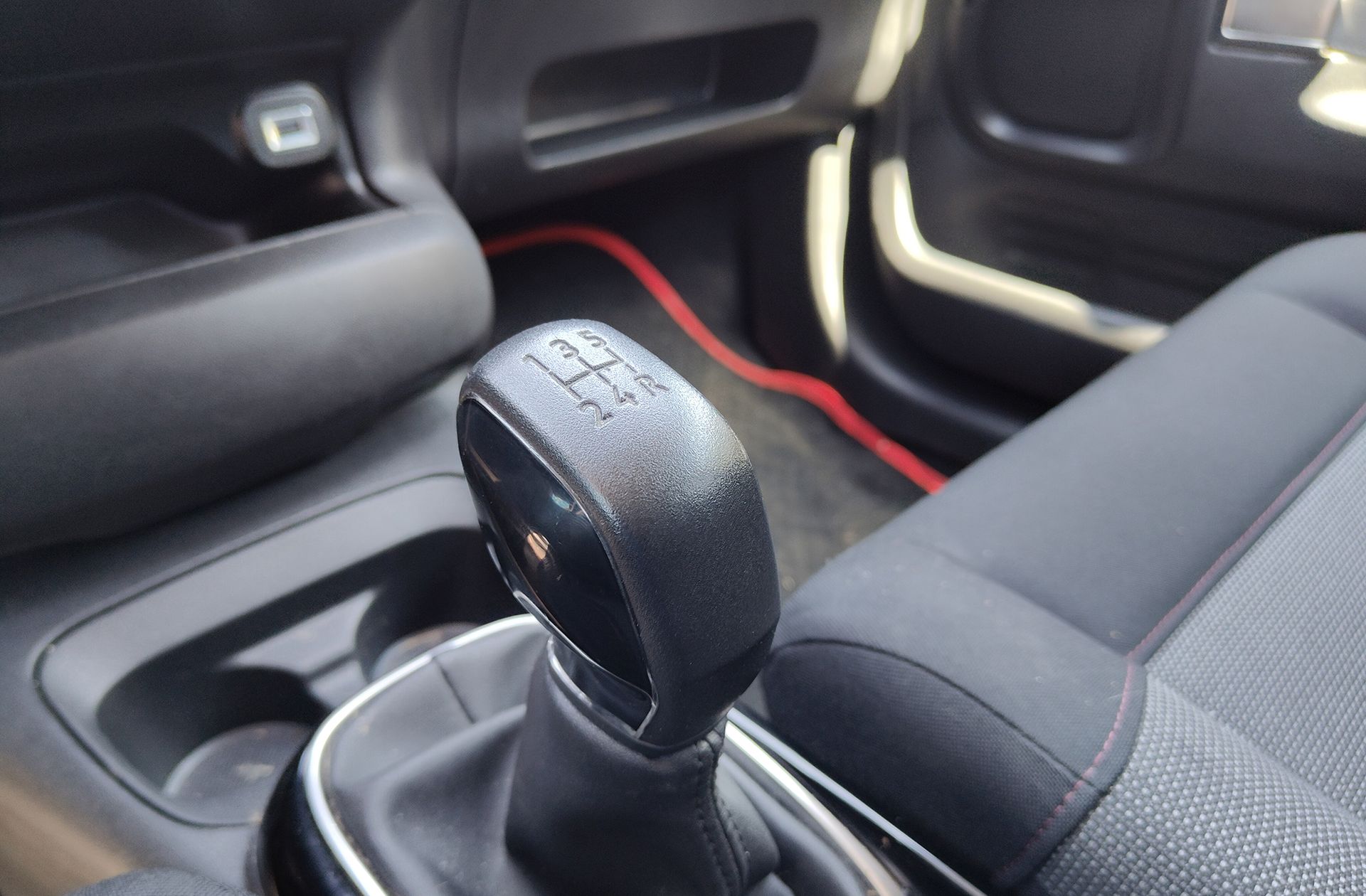 Citroën C4 Cactus BlueHDi 100 Feel - foto 5