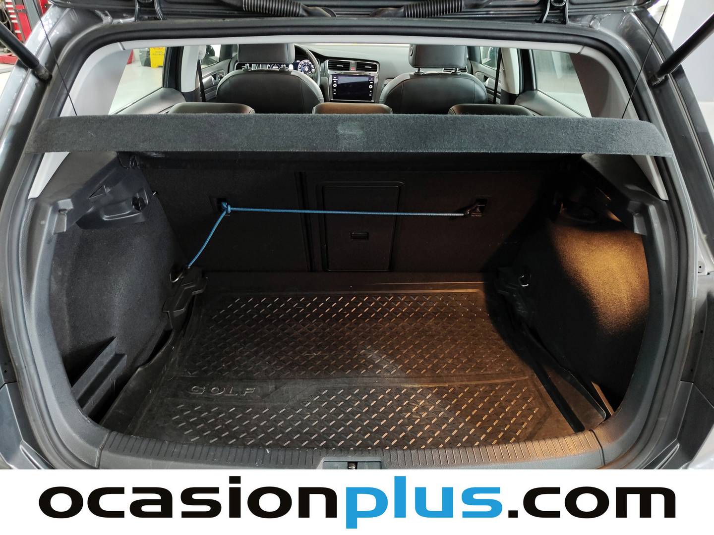 Fotos maletero Volkswagen Golf Volkswagen Golf Advance 1.0 TSI (110 CV) DSG