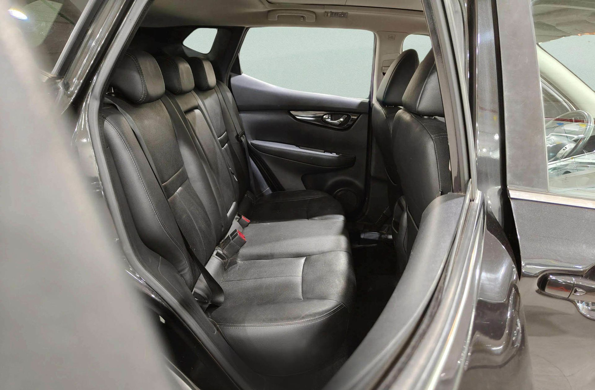 Nissan Qashqai dCi 130 Tekna Piel 4X4-i - foto 18