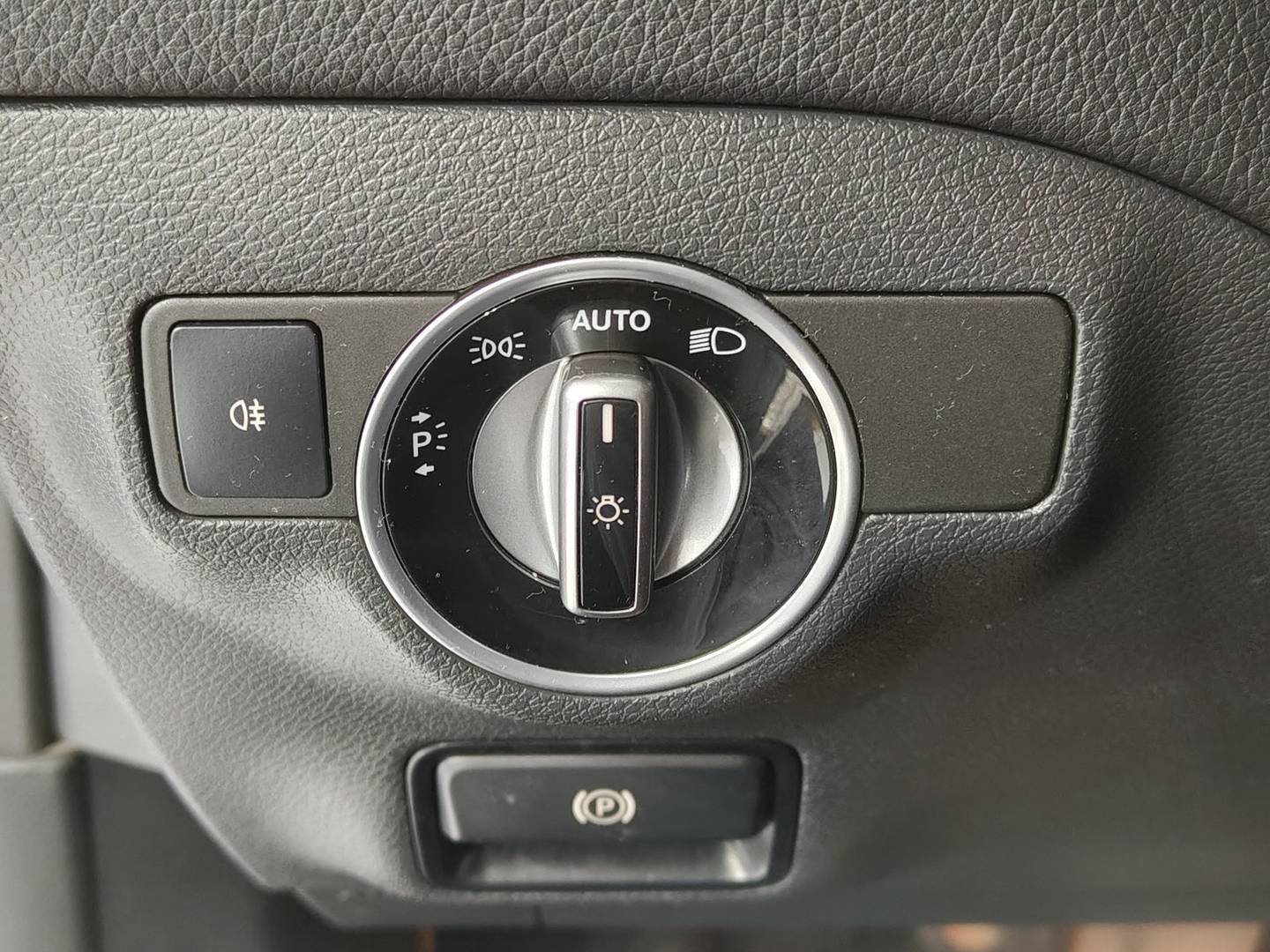 Foto Mercedes GLA Mercedes-Benz GLA 180 (122 CV)