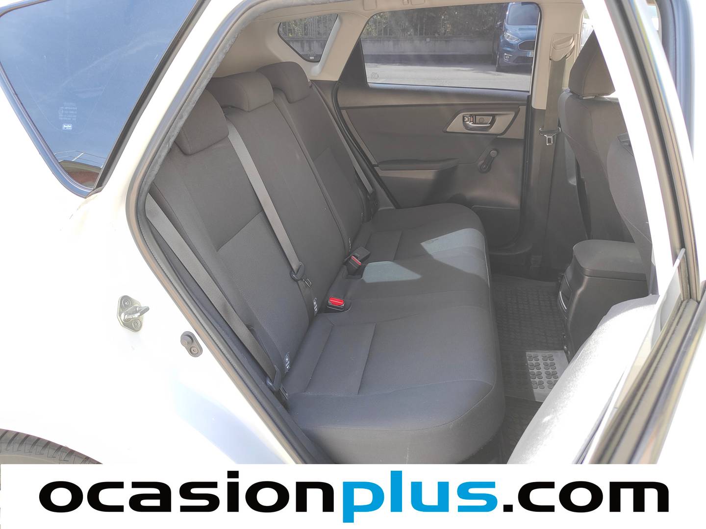 Toyota Auris Toyota Auris 140H Hybrid Business (136 CV) híbrido