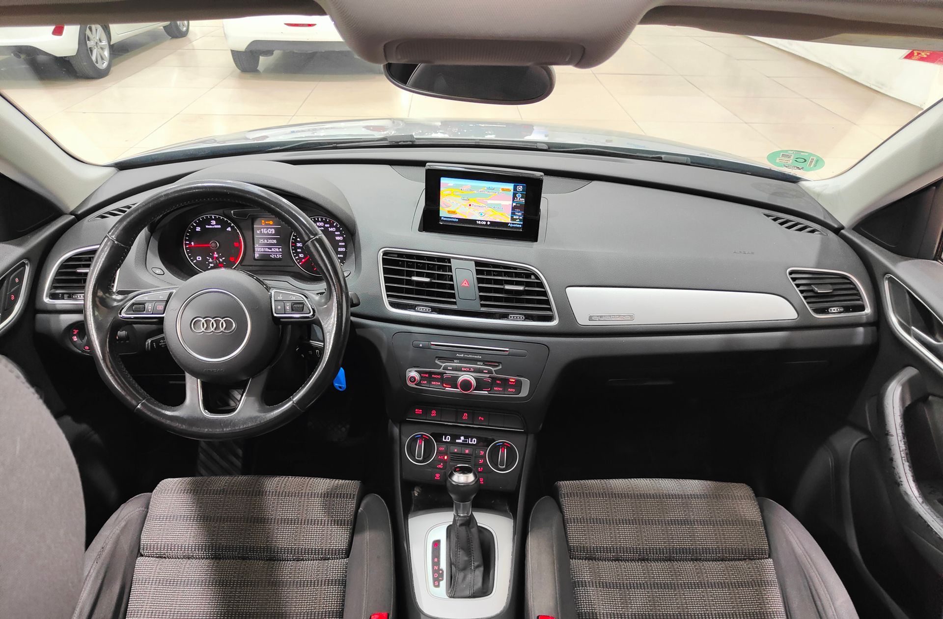 Audi Q3 Sport Edition 2.0 TDI quattro S Tronic - foto 7