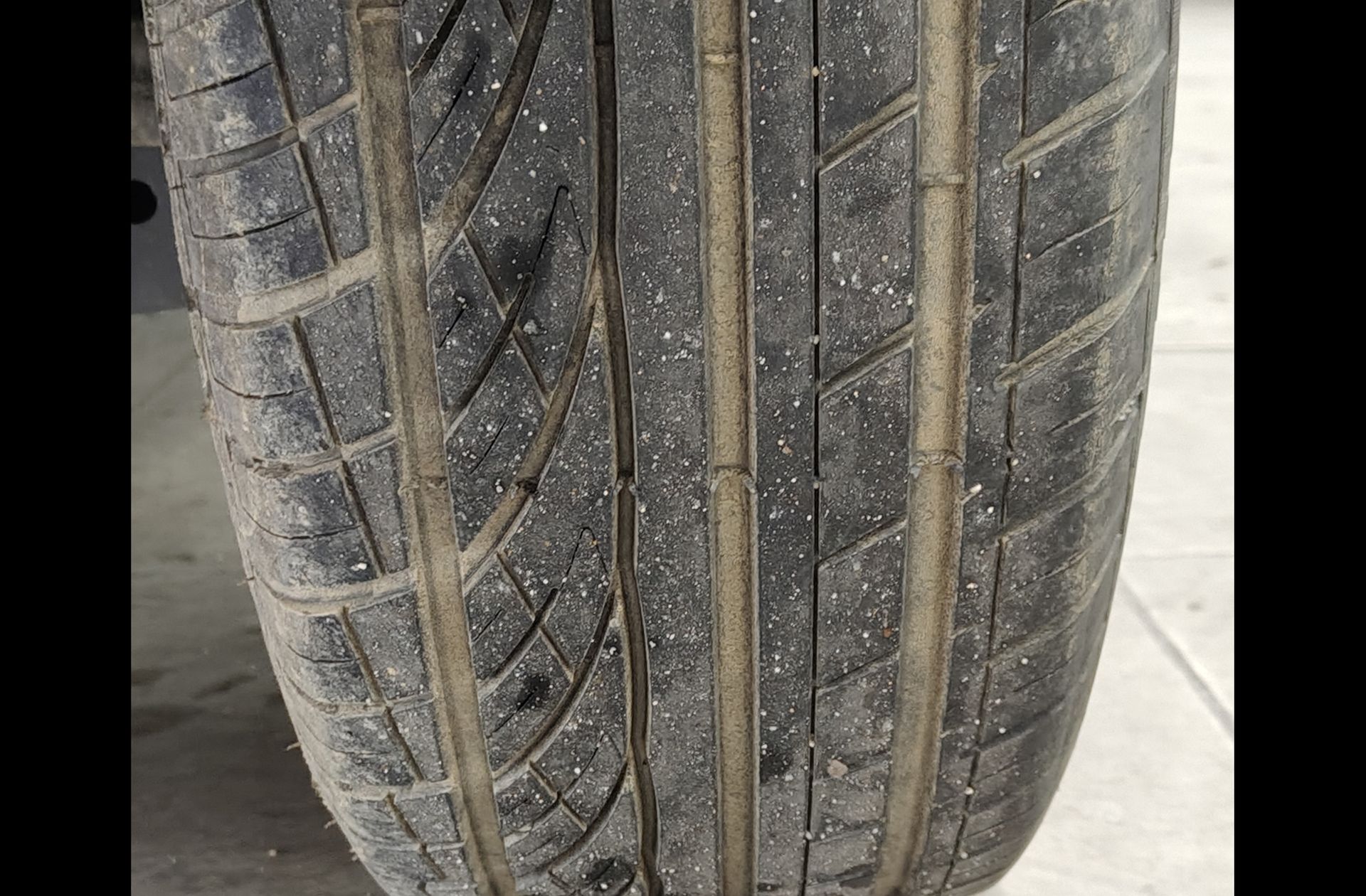 SWM G01 1.5T Luxury - foto 33