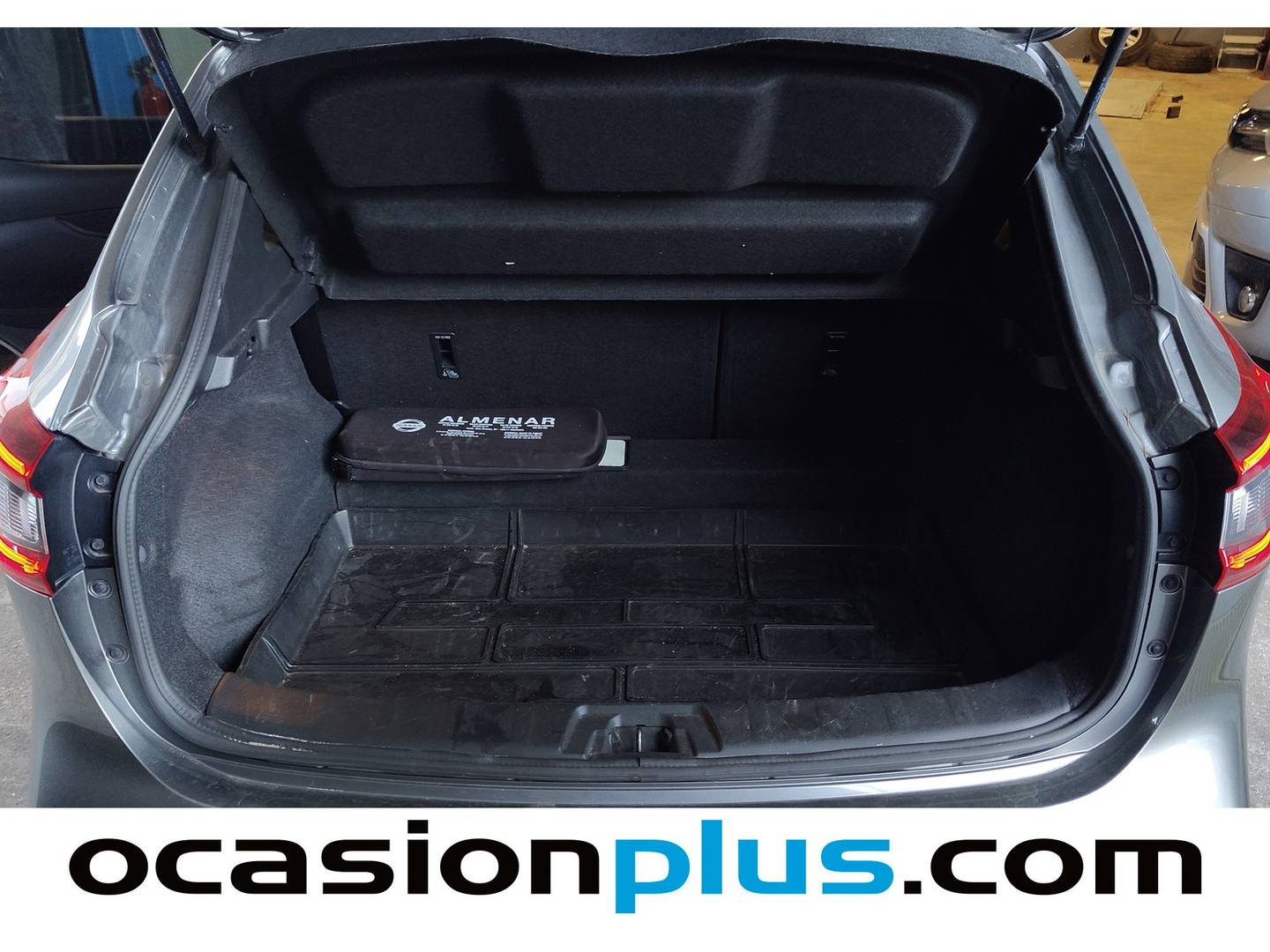 Foto Nissan QASHQAI Nissan Qashqai dCi 115 N-Connecta (115 CV) siete plazas