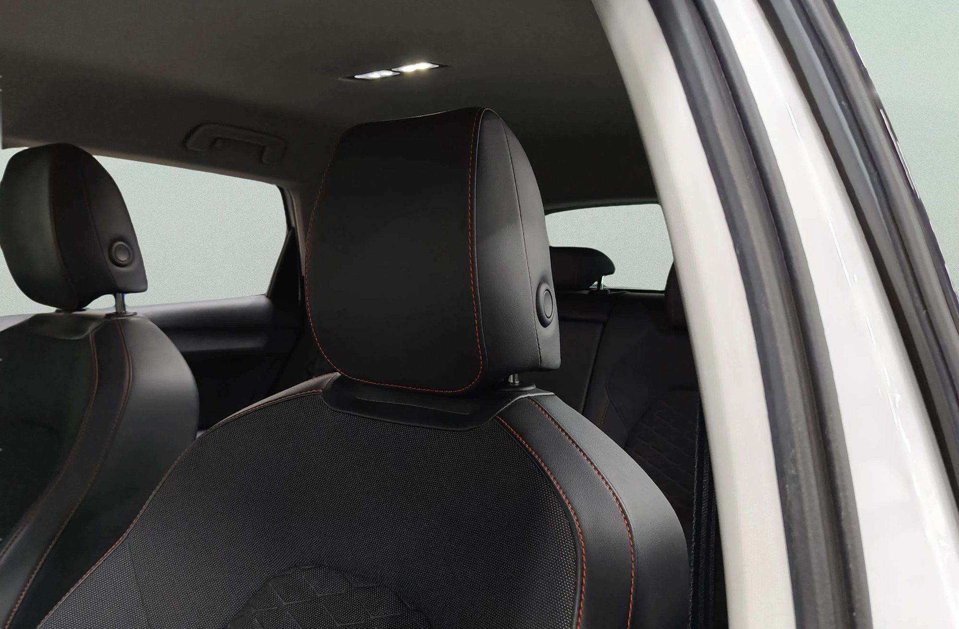 SEAT León ST 2.0 TDI FR XS - foto 7