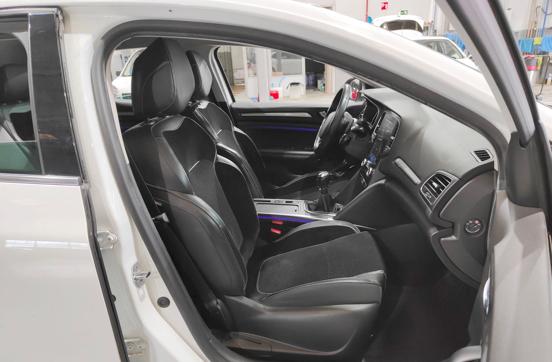 Renault Mégane Zen Energy TCe - foto 17