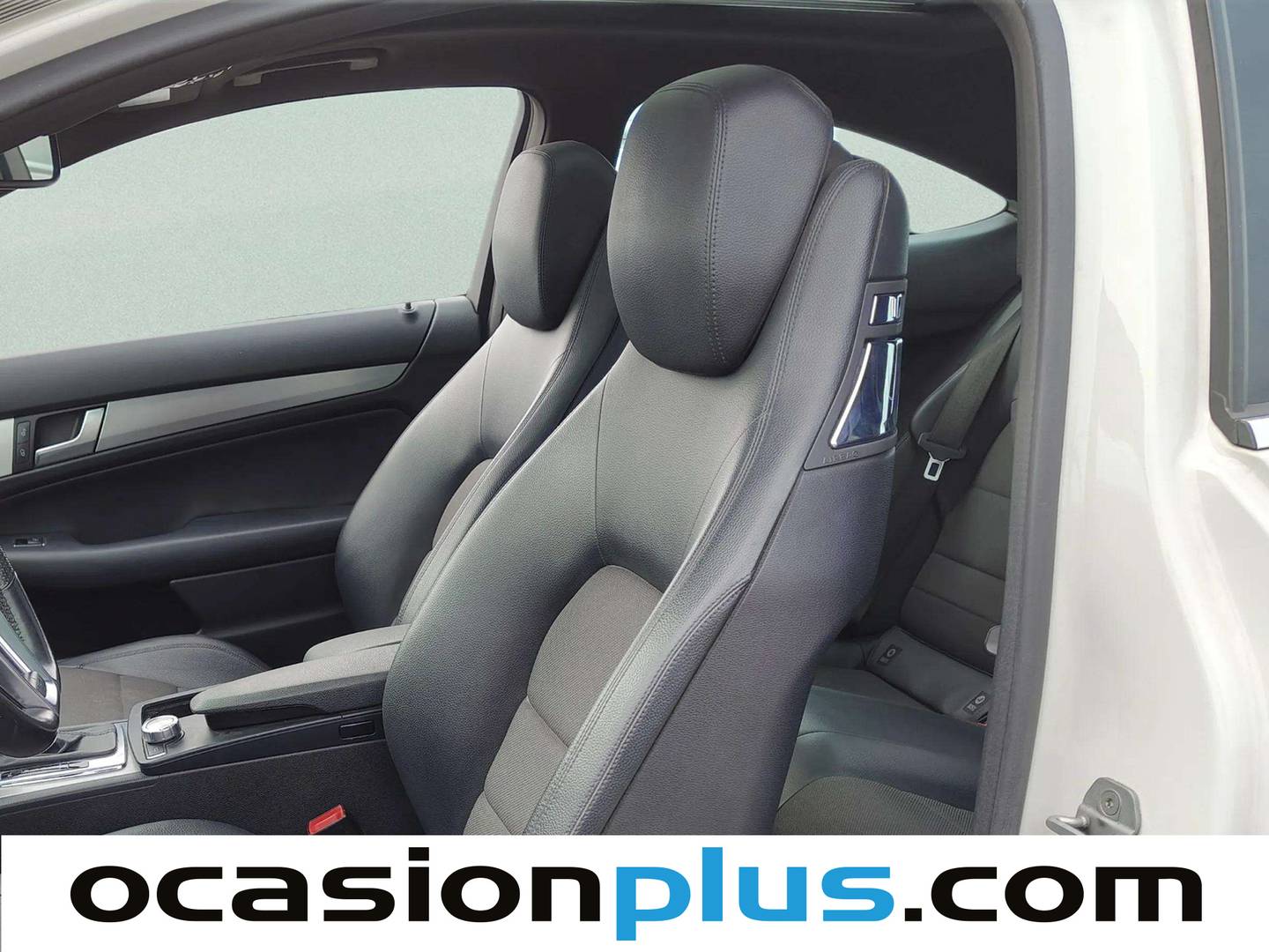 Extras del Mercedes Clase C Mercedes-Benz Clase C 180 Blue Efficiency Coupé (156 CV) Pack AMG