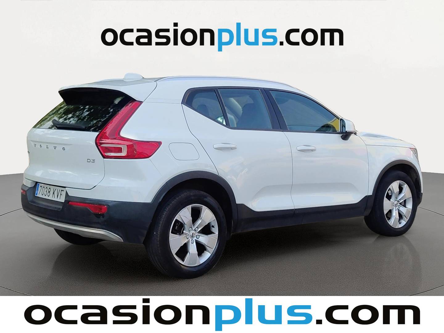 Foto trasera Volvo XC40 Volvo XC40 D3 Momentum Auto (150 CV) izquierda
