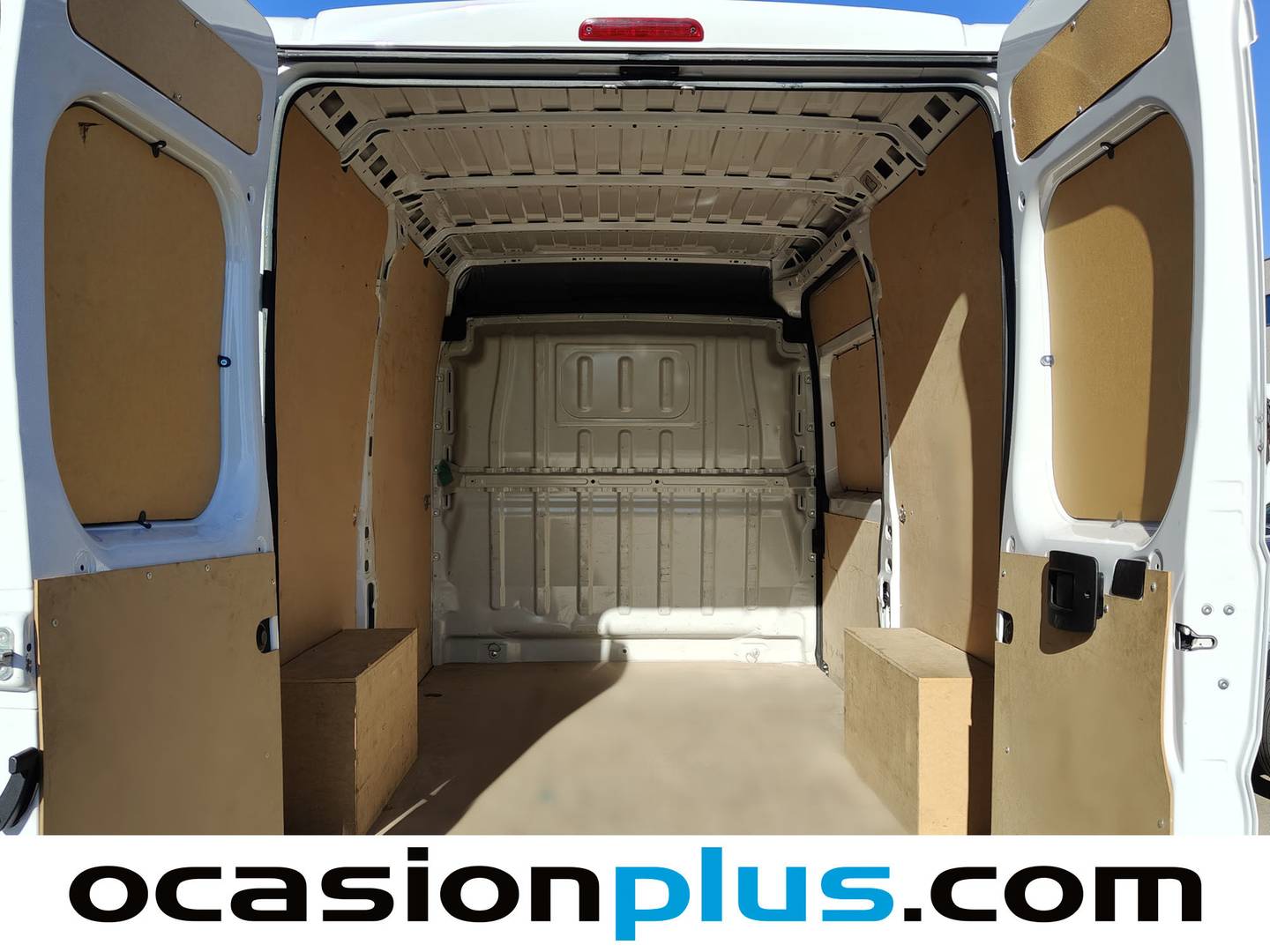 Foto asientos traseros Fiat Ducato Fiat Ducato Furgon 35 2.2 Multijet L2H2 (140 CV)