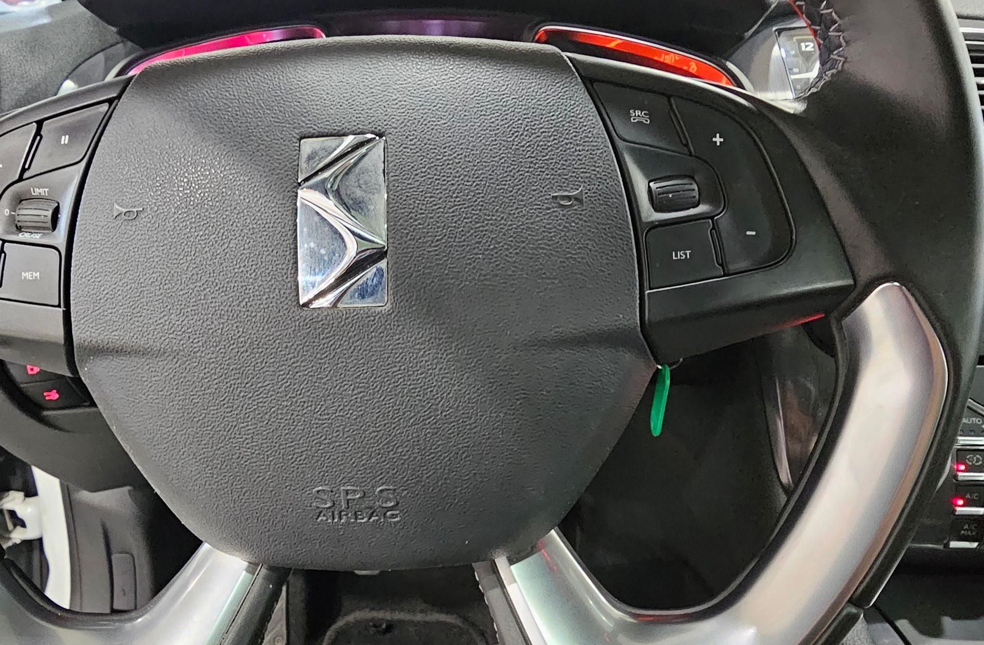 DS DS 5 BlueHDi 120 Style - foto 31