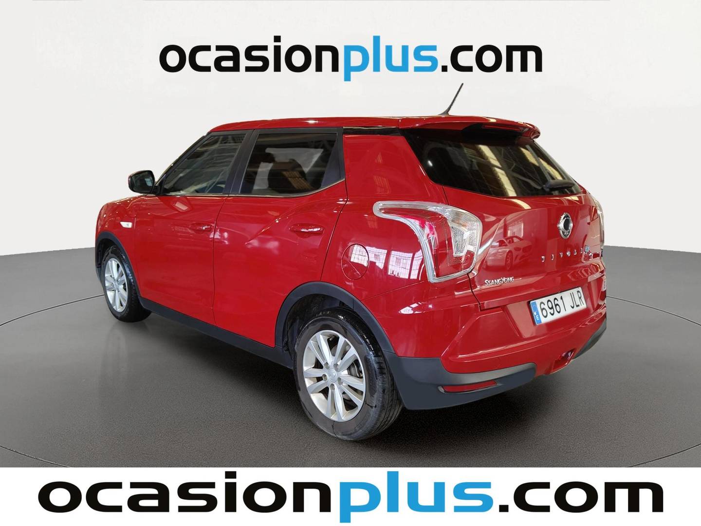 Foto trasera SsangYong Tivoli SsangYong Tivoli D16T Premium 4x4 (115 CV) izquierda