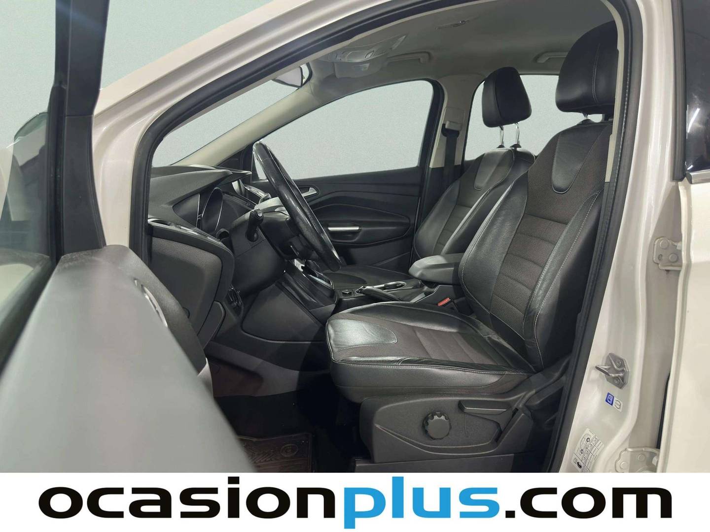 Foto asientos delanteros Ford Kuga Ford Kuga 1.5 EcoBoost S&S Titanium 4x4 Auto (182 CV)