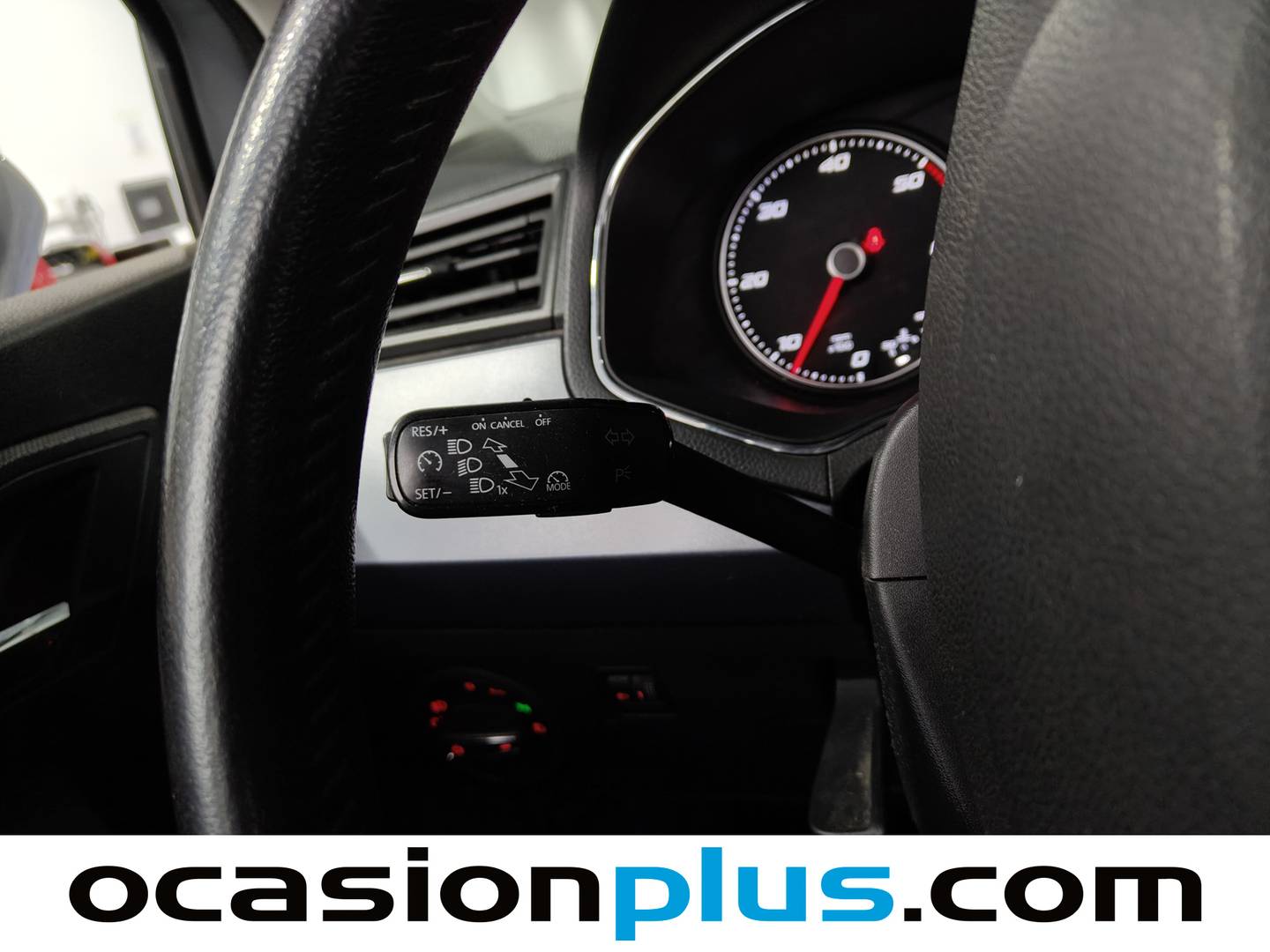 Foto Seat Arona SEAT Arona 1.6 TDI S&S Style (115 CV)