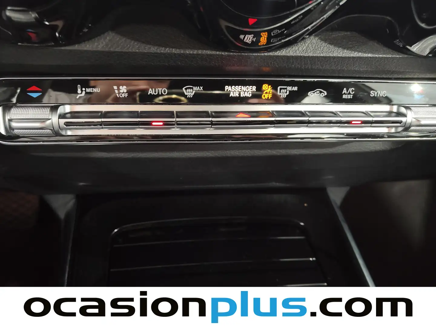 Foto Mercedes GLB Mercedes-Benz GLB 220 D 4Matic DCT (190 CV)