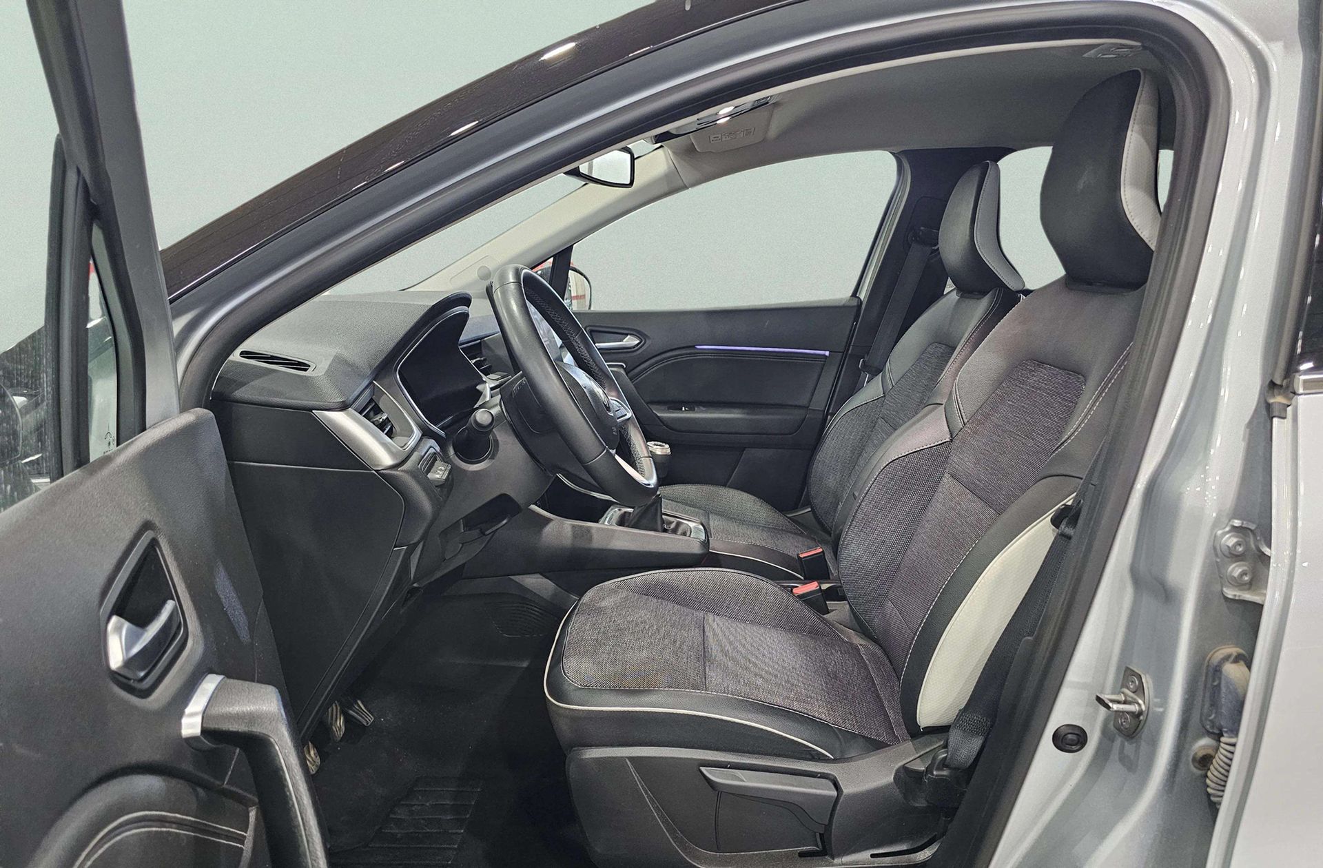 Renault Captur Techno TCe - foto 14