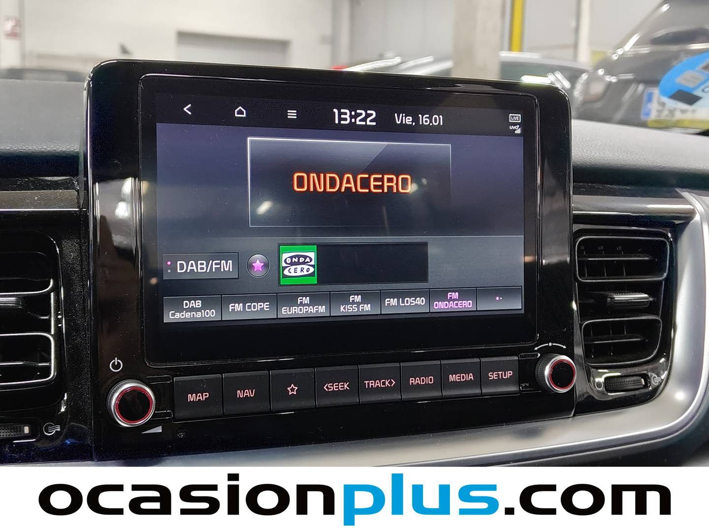 Foto KIA Stonic Kia Stonic 1.0 T-GDi MHEV Drive iMT (120 CV)