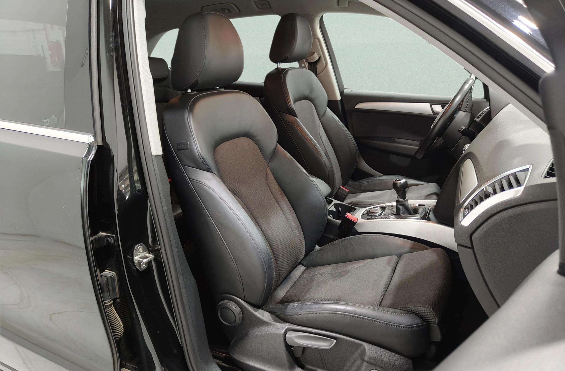 Audi Q5 S line edition 2.0 TDI ultra - foto 22