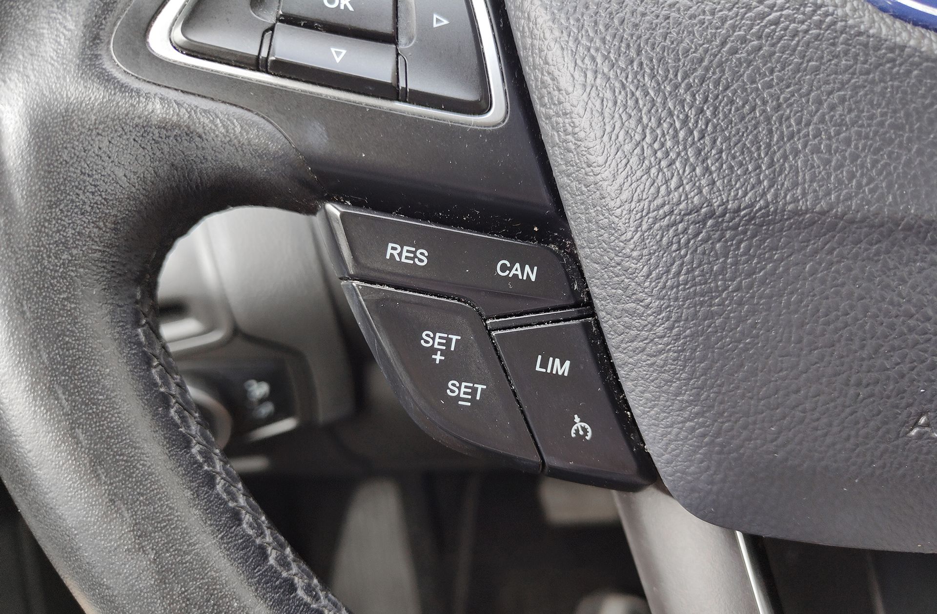 Ford Focus 1.0 EcoBoost Trend+ - foto 27