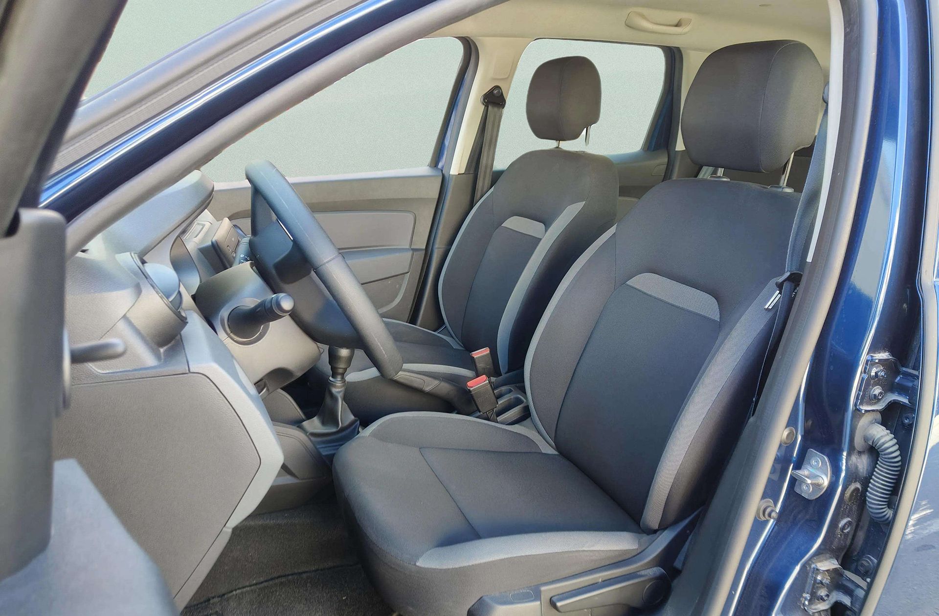 Dacia Duster Essential TCe 4x2 GPF - foto 8