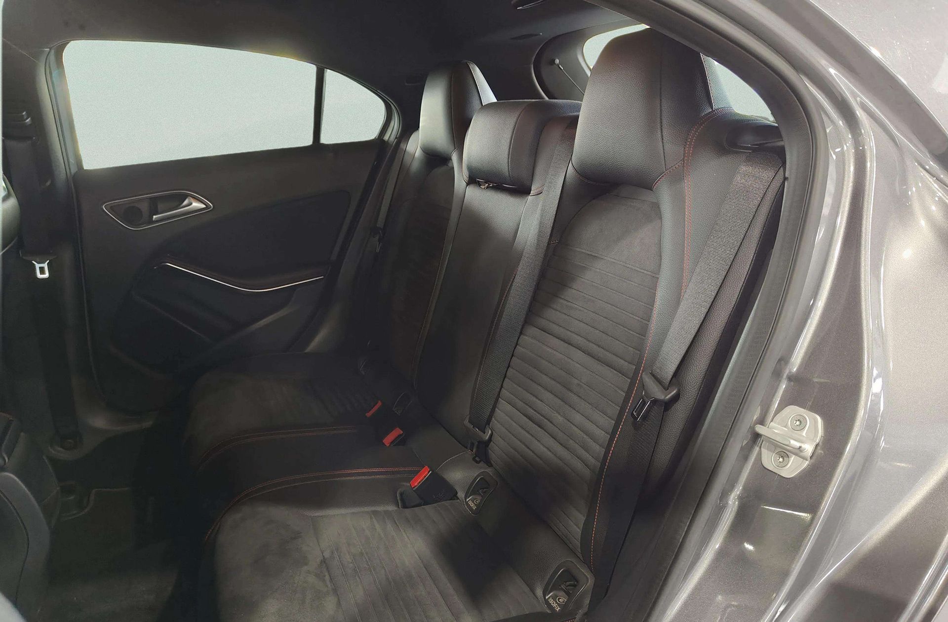 Mercedes-Benz Clase A 200 d AMG Line - foto 12