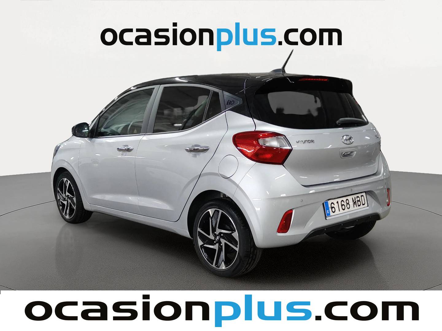 Foto trasera Hyundai i10 Hyundai i10 1.2 Tecno 2C (84 CV) derecha