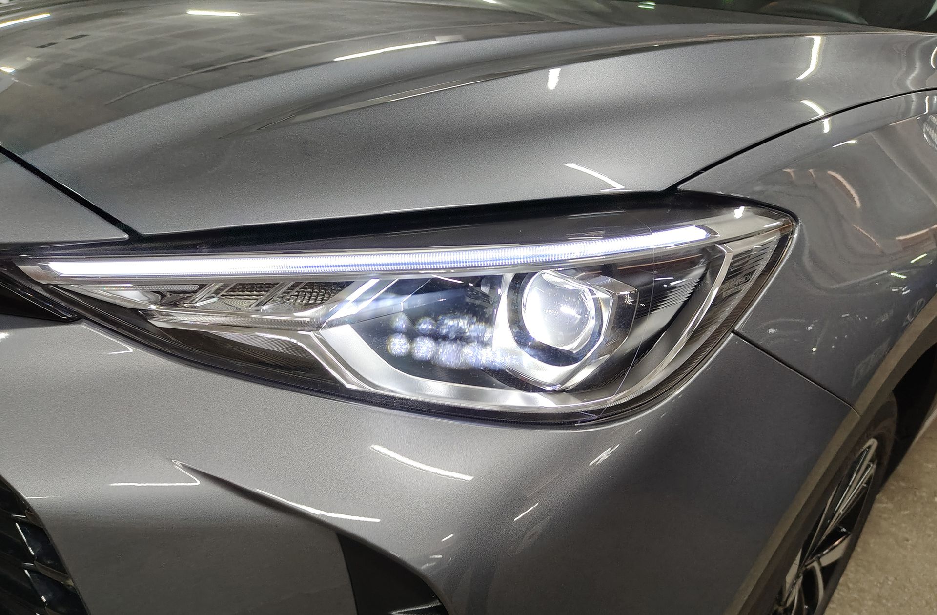 MG ZS 1.5 Hybrid+ Luxury - foto 16