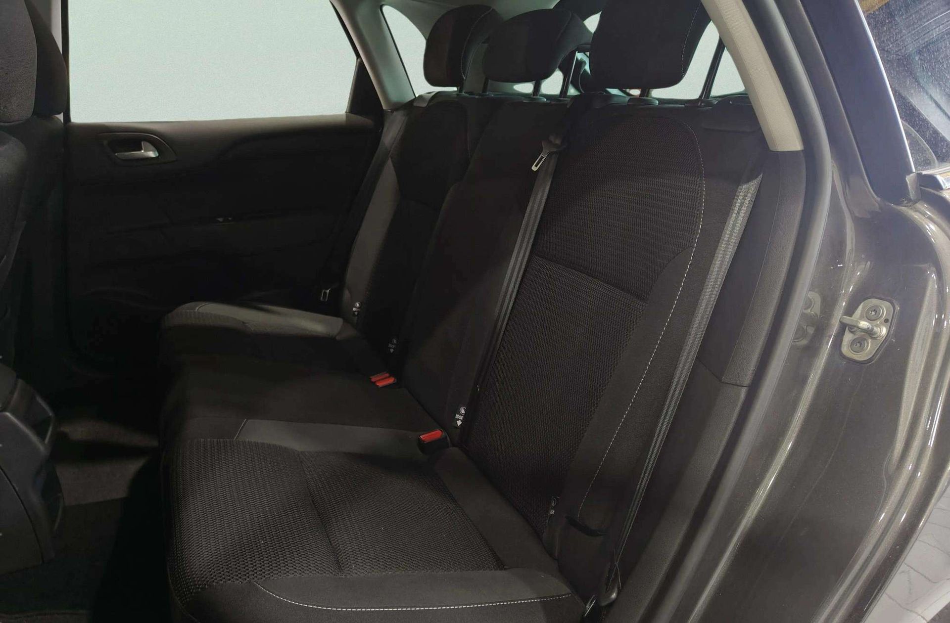 Citroën C4 PureTech 110 Tonic - foto 11