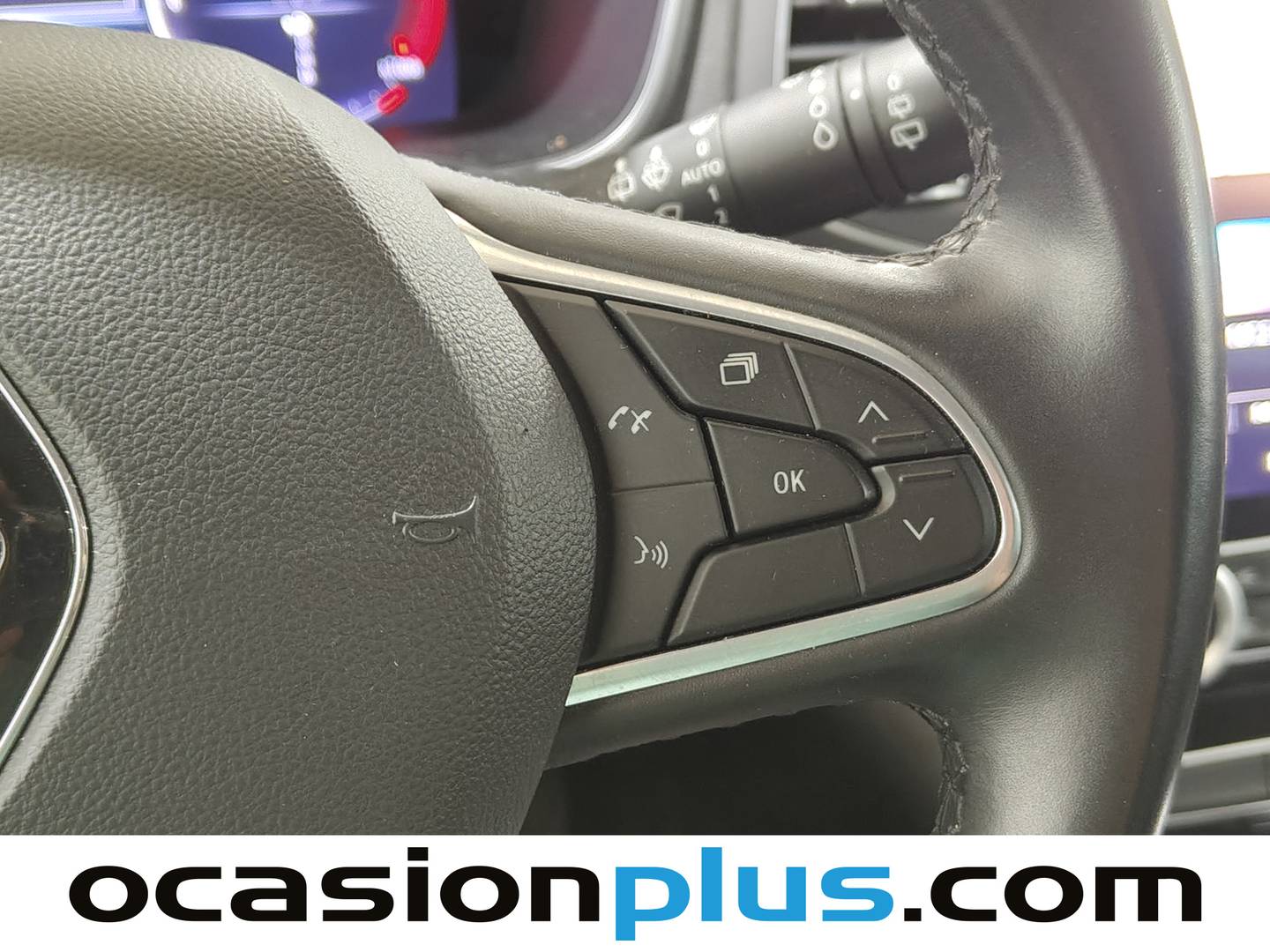 Foto Renault Mégane Renault Megane Zen TCe (140 CV) EDC GPF