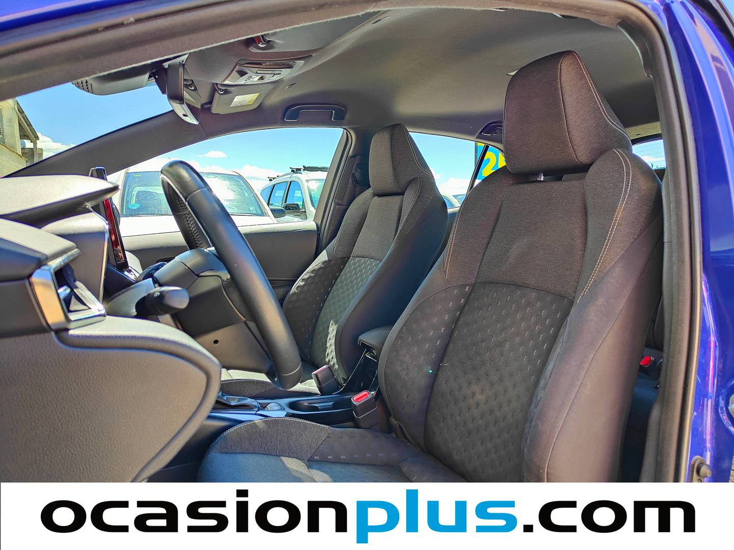 Foto asientos delanteros Toyota Corolla Toyota Corolla 140H Active Plus (140 CV)