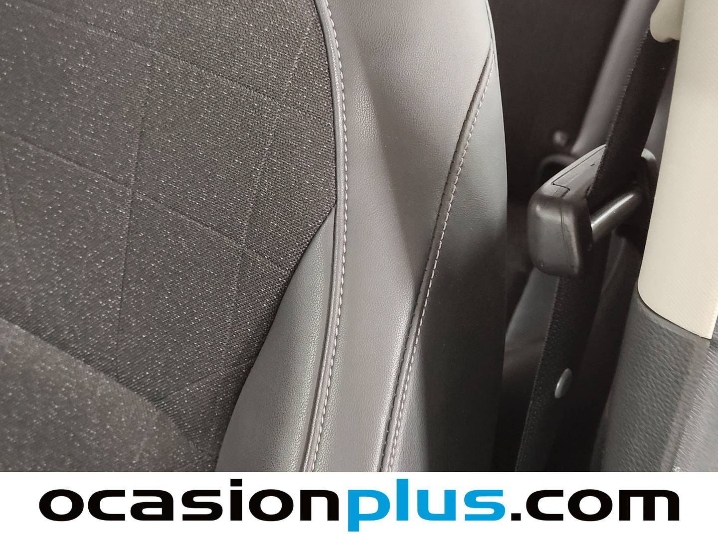 Extras y acabados del Honda HR-V Honda HR-V 1.5 i-MMD Advance 4x2 Auto (131 CV)