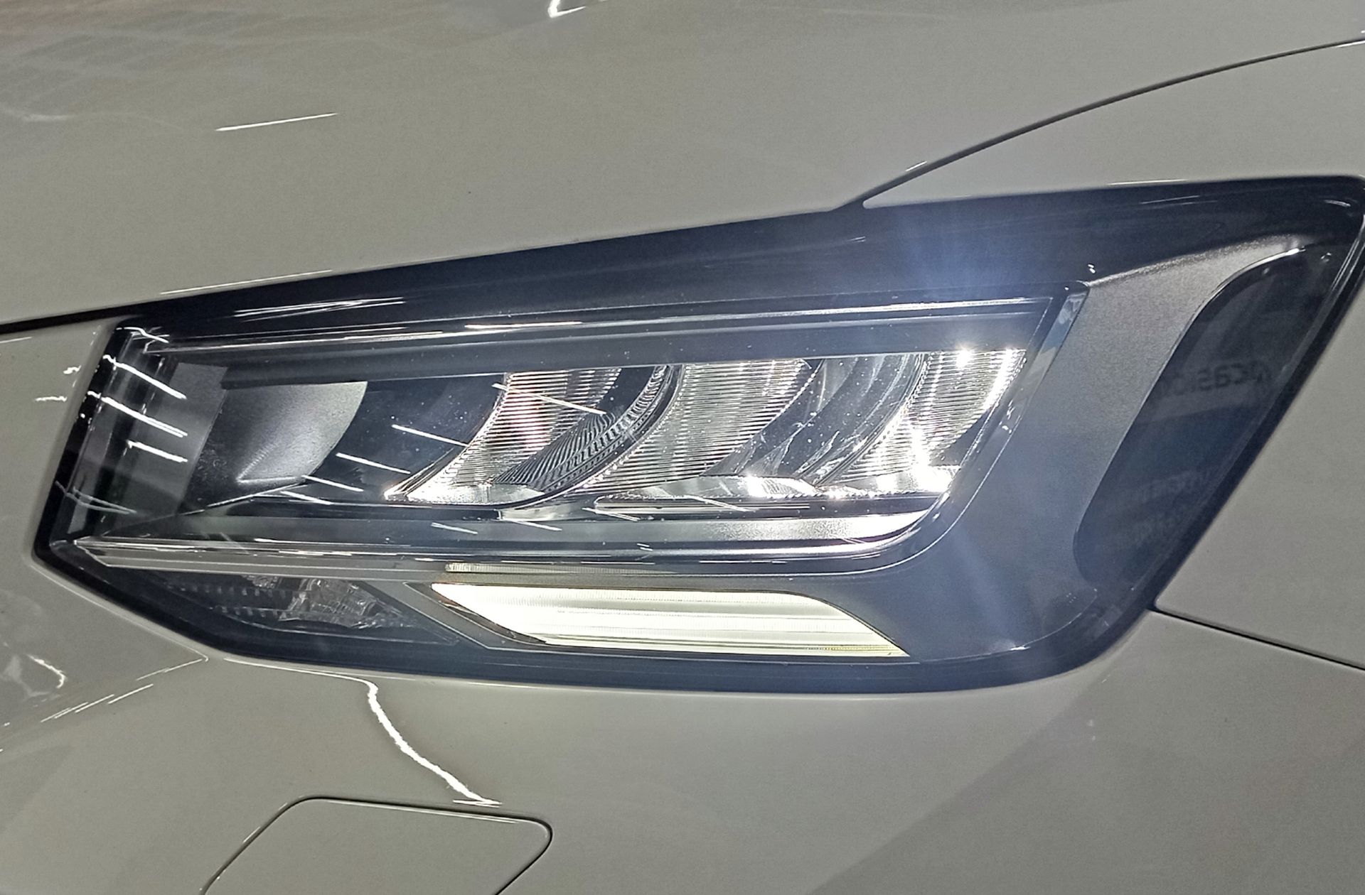 Audi Q2 Advanced 30 TFSI - foto 13