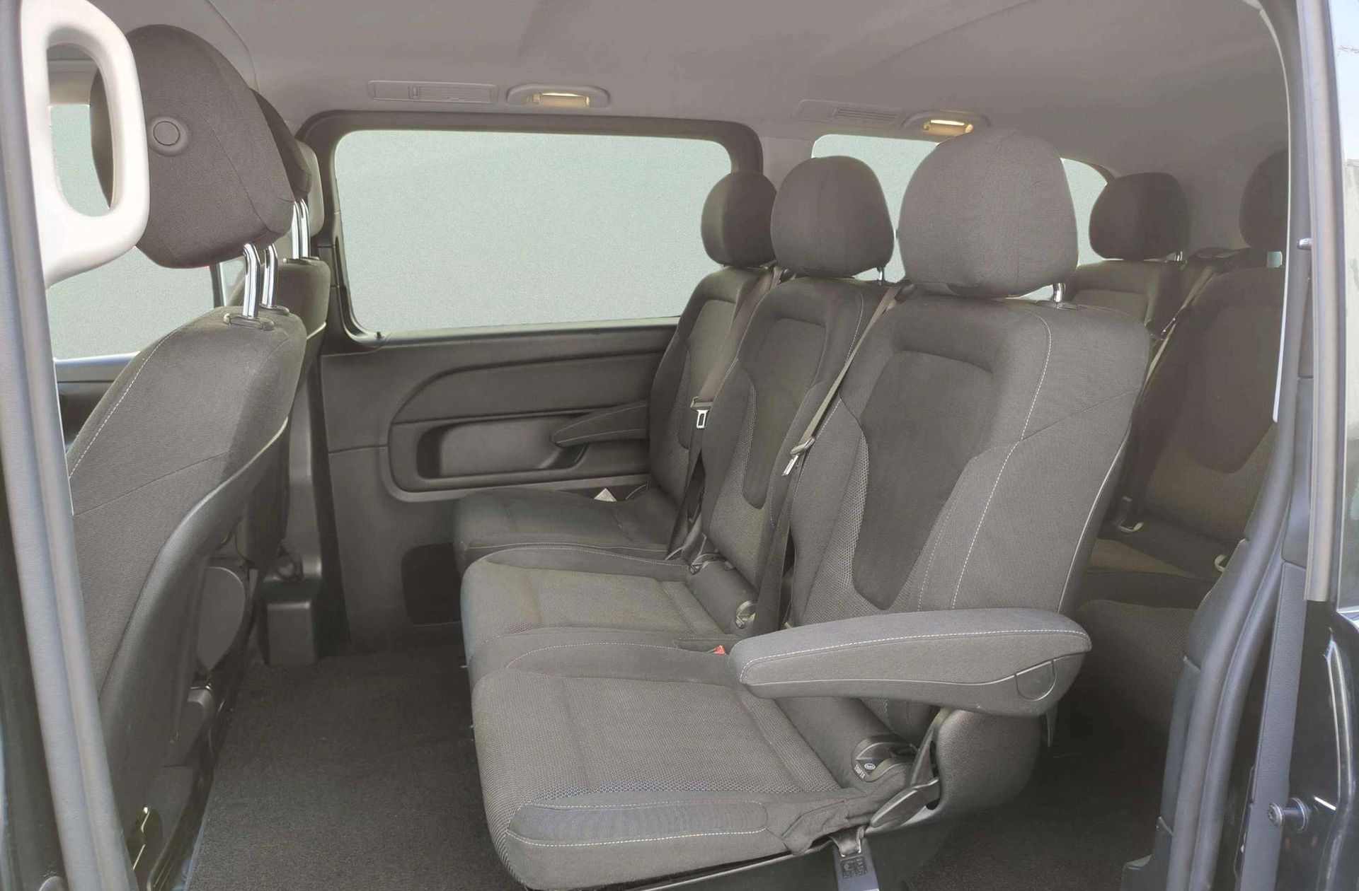 Mercedes-Benz Clase V V 220 d Avantgarde Largo - foto 11