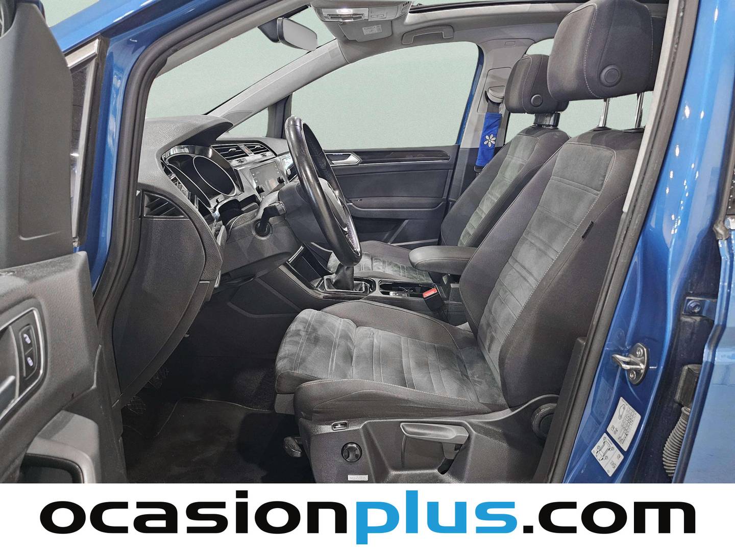 Foto asientos delanteros Volkswagen Touran Volkswagen Touran Sport 1.6 TDI (115 CV) 7 PLAZAS  PACK R-LINE