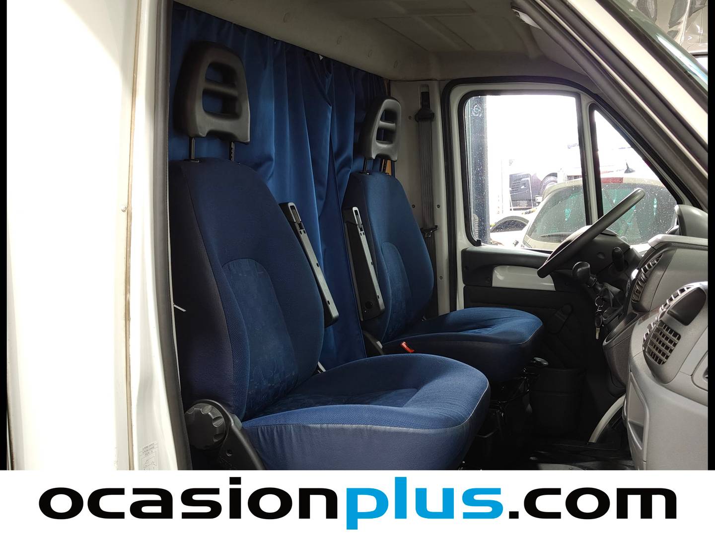 Foto asientos traseros Adria A2-571 DH Adria A2-571 DH (110 CV) 4 Plazas